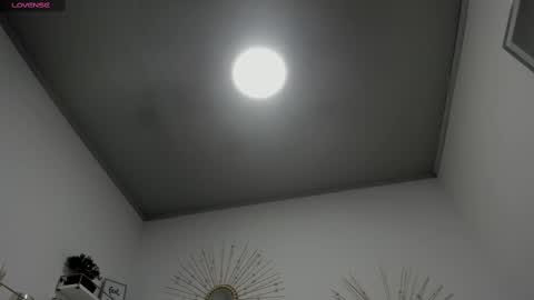 Snapshot of miah_bigboobs chatting on October 2025 11:33:02 AM Miah Collins online show from October 2025 11:33:02 AM