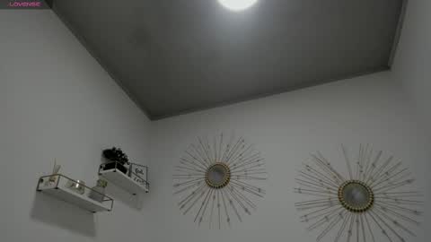 Snapshot of miah_bigboobs chatting on November 2025 11:21:01 AM Miah Collins online show from November 2025 11:21:01 AM