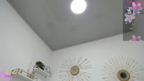 Miah Collins online show from February 2026 06:58:01 PM