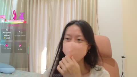 Snapshot of miahchan68 chatting on December 2025 03:12:02 AM miahchan68 online show from December 2025 03:12:02 AM