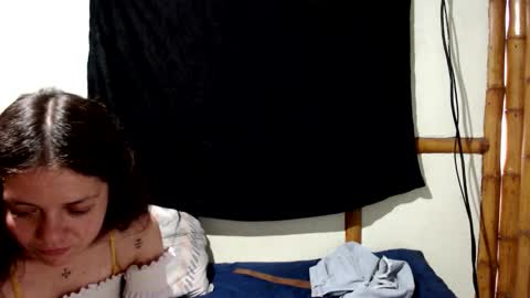 Mia  Sam online show from October 2025 10:15:01 PM