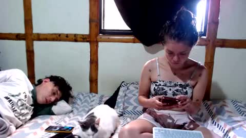 Mia  Sam online show from November 2025 04:29:01 PM