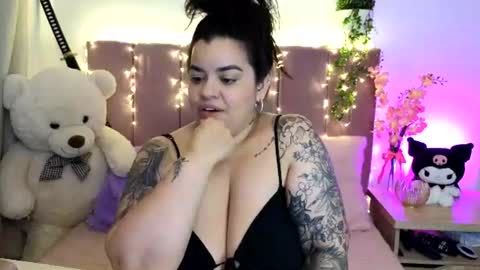 Miah Joness online show from August 2026 05:06:02 AM