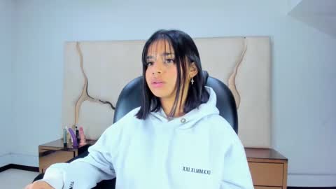 Snapshot of miahsex69 chatting on September 2025 03:21:01 AM miahsex69 online show from September 2025 03:21:01 AM