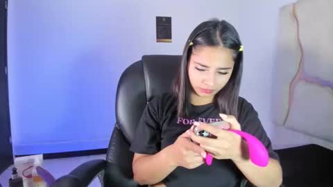 Snapshot of miahsex69 chatting on October 2025 03:30:01 AM miahsex69 online show from October 2025 03:30:01 AM