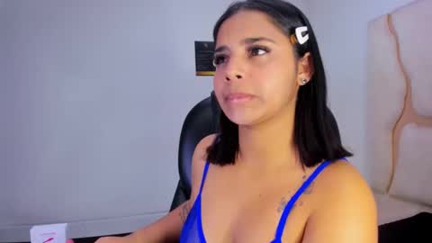 Snapshot of miahsex69 chatting on November 2025 03:18:02 AM miahsex69 online show from November 2025 03:18:02 AM