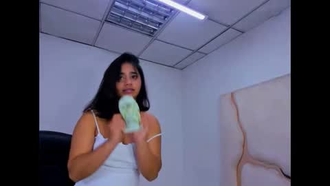 Snapshot of miahsex69 chatting on November 2025 03:50:02 AM miahsex69 online show from November 2025 03:50:02 AM