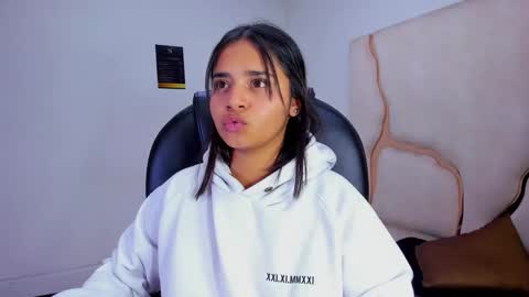 Snapshot of miahsex69 chatting on November 2025 06:46:02 AM miahsex69 online show from November 2025 06:46:02 AM