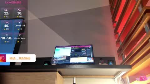 Snapshot of miajeans chatting on January 2025 06:03:02 AM Mia online show from January 2025 06:03:02 AM