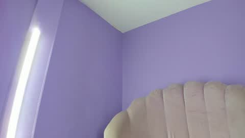 miajhonsonx online show from July 2026 07:09:01 PM