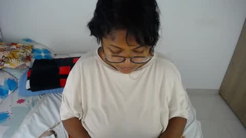 miajoseph_ online show from October 2025 04:31:02 AM