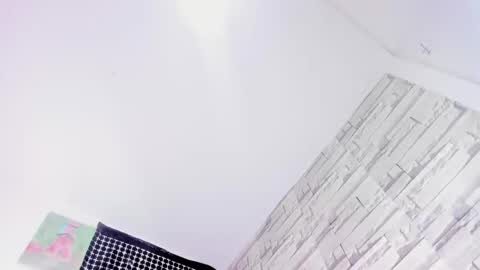 miakirshner_ online show from February 2025 01:43:01 PM