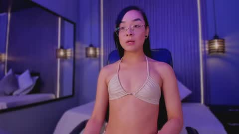 Snapshot of mialarouse chatting on April 2026 09:05:01 PM Mia Larouse online show from April 2026 09:05:01 PM