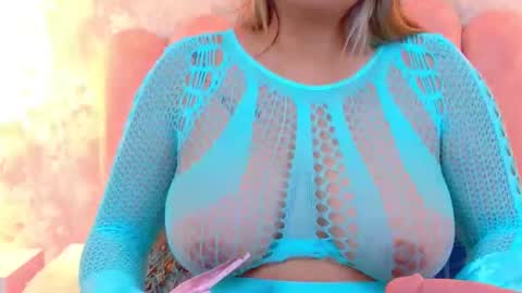 Snapshot of mialaurents chatting on April 2026 03:42:01 AM Mia online show from April 2026 03:42:01 AM