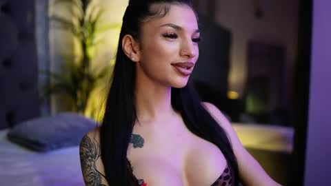  Miami  online show from December 2025 05:31:02 PM