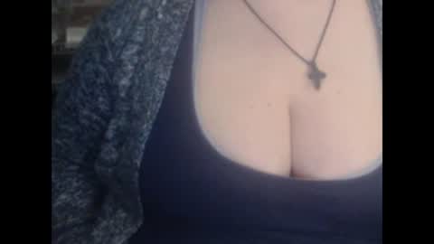 Snapshot of miamimistress chatting on February 2025 05:05:01 AM maya online show from February 2025 05:05:01 AM