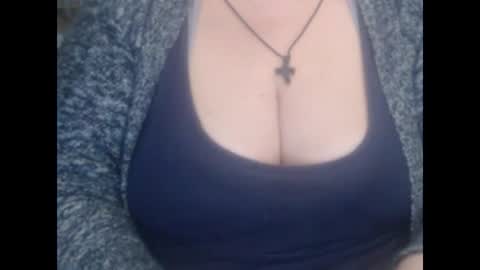 Snapshot of miamimistress chatting on February 2025 07:02:02 PM maya online show from February 2025 07:02:02 PM