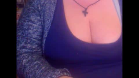 Snapshot of miamimistress chatting on March 2025 09:15:01 PM maya online show from March 2025 09:15:01 PM