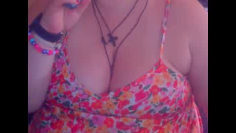 Snapshot of miamimistress chatting on November 2025 10:06:02 AM maya online show from November 2025 10:06:02 AM