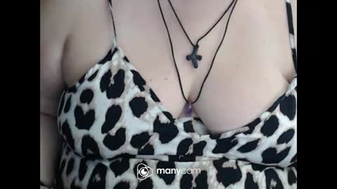 Snapshot of miamimistress chatting on November 2025 07:25:02 AM maya online show from November 2025 07:25:02 AM