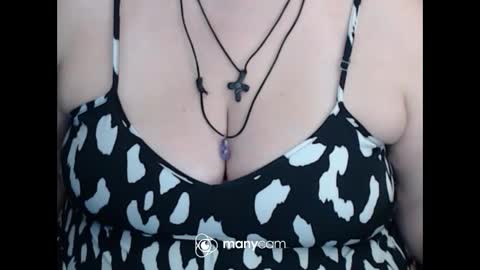 Snapshot of miamimistress chatting on November 2025 10:29:01 AM maya online show from November 2025 10:29:01 AM