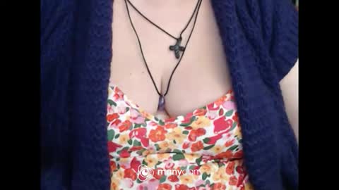 Snapshot of miamimistress chatting on December 2025 07:31:01 PM maya online show from December 2025 07:31:01 PM