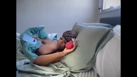 Snapshot of miamiworld chatting on March 2026 07:41:02 PM MiamiWorld online show from March 2026 07:41:02 PM