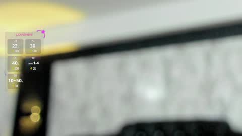 Mia   -5 7001400 Follow  online show from January 2025 03:40:01 PM