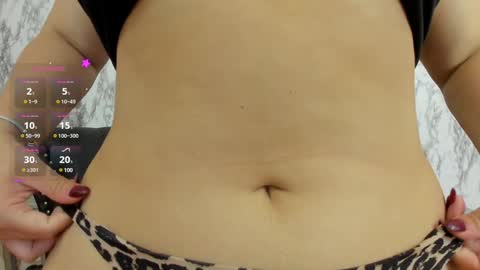 Mia   -5 7001400 Follow  online show from January 2025 09:43:01 PM