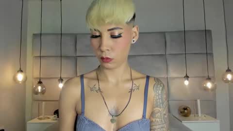 Mia Morgann online show from January 2025 12:50:02 PM