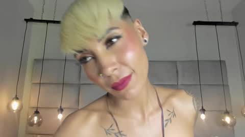 Mia Morgann online show from January 2025 07:04:01 PM