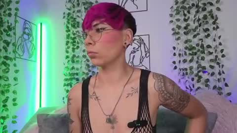 Mia Morgann online show from April 2026 02:11:02 PM