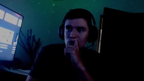 Snapshot of miaou_miaou chatting on January 2025 05:22:02 PM miaou_miaou online show from January 2025 05:22:02 PM