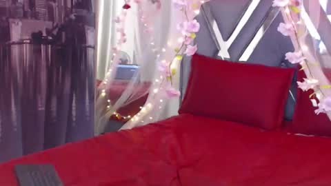 Snapshot of miapeyton chatting on November 2025 09:04:01 PM Mia Peyton online show from November 2025 09:04:01 PM