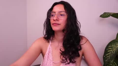 MIAPORTMANN online show from July 2026 06:07:01 AM