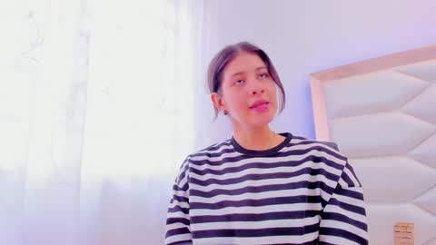 Sweetie Mia online show from January 2025 03:24:01 PM