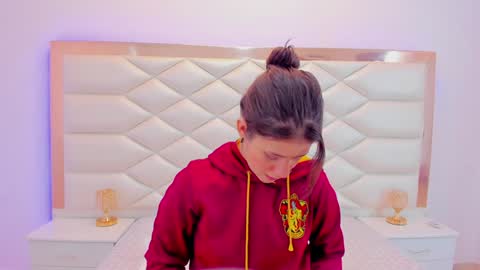 Sweetie Mia online show from January 2025 12:16:01 PM