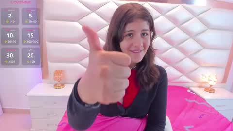 Sweetie Mia online show from March 2025 12:23:01 PM