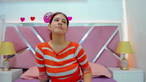 Sweetie Mia online show from September 2025 01:24:02 PM