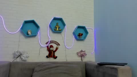 Mia Quevedo online show from January 2025 03:34:02 PM