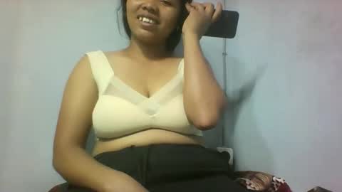 miarii online show from October 2025 05:57:02 PM