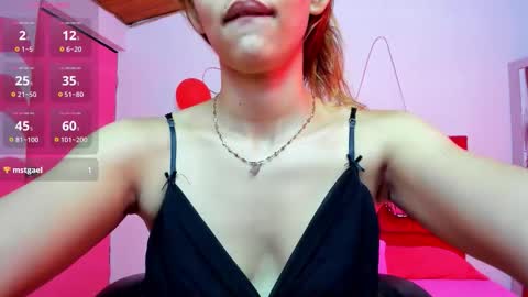 Mia Roxy online show from February 2026 07:11:01 PM