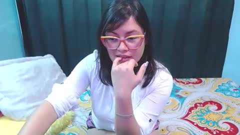 mia online show from June 2026 05:18:02 PM