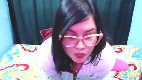 mia online show from June 2026 11:04:02 AM