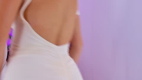 Snapshot of miasilverr chatting on December 2024 06:57:02 PM Mia online show from December 2024 06:57:02 PM