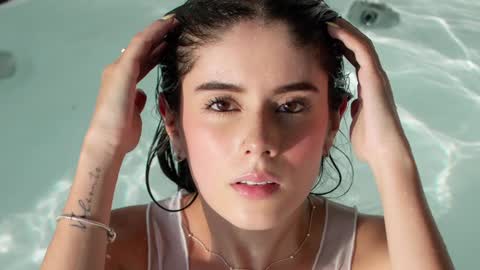 Snapshot of miasilverr chatting on February 2025 10:21:02 PM Mia online show from February 2025 10:21:02 PM