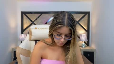 Snapshot of miasilverr chatting on July 2026 09:57:01 PM Mia online show from July 2026 09:57:01 PM
