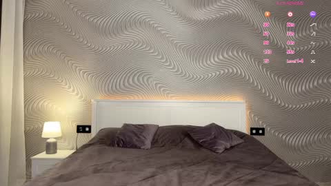 Snapshot of miasweetashoney chatting on April 2026 06:44:02 AM Mia online show from April 2026 06:44:02 AM