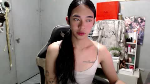 Mia online show from March 2026 06:45:02 PM