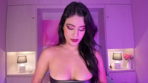 Snapshot of miaturnerr_ chatting on May 2026 04:19:01 AM miaturnerr_ online show from May 2026 04:19:01 AM